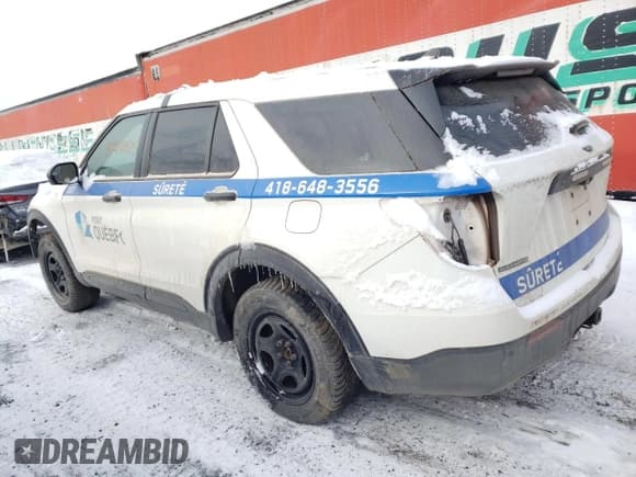 ✅ 2021 Ford Police Interceptor Utility • VIN: 1FM5K8AB6MGA08417 • Lot: 87798825. Wystawiony na Copart z przebiegiem Nie podano. Bezpłatny archiwum sprzedaży aukcyjnych z USA i szczegółowy raport historii pojazdu na DreamBid. Zdjęcie 2.