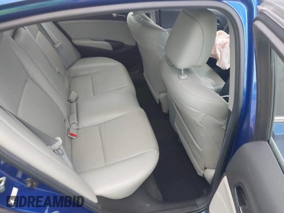 ✅ 2017 Acura ILX • VIN: 19UDE2F33HA000274 • Лот: 43401052. Опубликован ранее на IAAI с пробегом 93 117 миль. Бесплатный доступ к архиву аукционных продаж из США и подробный отчёт об истории автомобиля на DreamBid. Изображение 8.