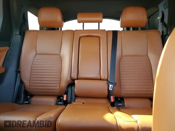 ✅ 2016 Land Rover Discovery Sport HSE Lux • VIN: SALCT2BG1GH591079 • Lot: 81691825. Wystawiony na Copart z przebiegiem 120 278 mil. Bezpłatny archiwum sprzedaży aukcyjnych z USA i szczegółowy raport historii pojazdu na DreamBid. Zdjęcie 10.