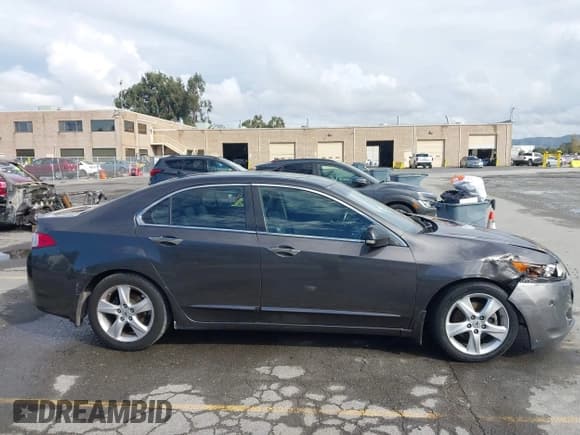 ✅ 2009 Acura TSX • VIN: JH4CU26659C026516 • Лот: 43699530. Опубликован ранее на IAAI с пробегом 133 209 миль. Бесплатный доступ к архиву аукционных продаж из США и подробный отчёт об истории автомобиля на DreamBid. Изображение 13.