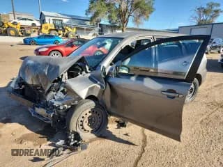 ✅ 2005 Toyota Matrix STD • VIN: 2T1KR32E25C466020 • Lot: 84442285. Wystawiony na Copart z przebiegiem Nie podano. Bezpłatny archiwum sprzedaży aukcyjnych z USA i szczegółowy raport historii pojazdu na DreamBid. Zdjęcie 1.