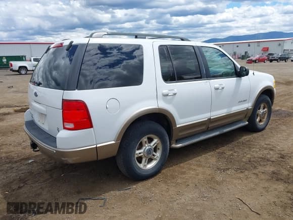 ✅ 2002 Ford Explorer Eddie Bauer • VIN: 1FMZU64W02ZC72927 • Lot: 42704235. Wystawiony na IAAI z przebiegiem 126 317 mil. Bezpłatny archiwum sprzedaży aukcyjnych z USA i szczegółowy raport historii pojazdu na DreamBid. Zdjęcie 4.