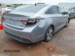 2016 Hyundai Sonata Limited с VIN KMHE34L13GA017321, выставлен на аукционе IAAI как лот 42966209 с пробегом 110 822 миль миль и . История ставок и продаж доступна на DreamBid. Изображение 4.