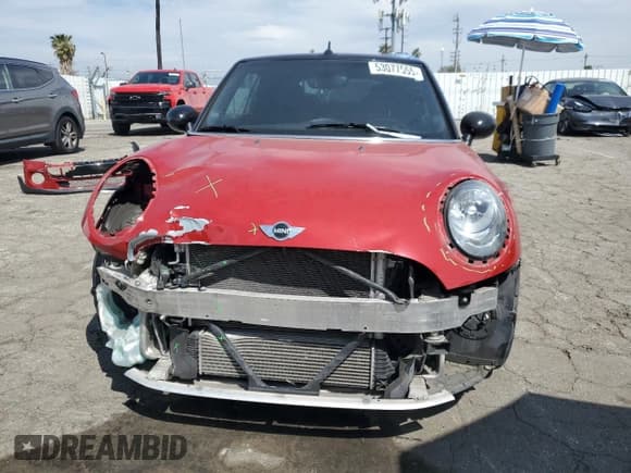 ✅ 2016 MINI Convertible • VIN: WMWWG5C54G3C19062 • Lot: 53077555. Wystawiony na Copart z przebiegiem 66 686 mil. Bezpłatny archiwum sprzedaży aukcyjnych z USA i szczegółowy raport historii pojazdu na DreamBid. Zdjęcie 5.