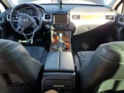 ✅ 2013 Volkswagen Touareg Sport • VIN: WVGEP9BP8DD004176 • Lot: 87032895. Listed on Copart with 169,033 mi. Free auction sales archive from the USA and detailed vehicle history report at DreamBid. Image 8.