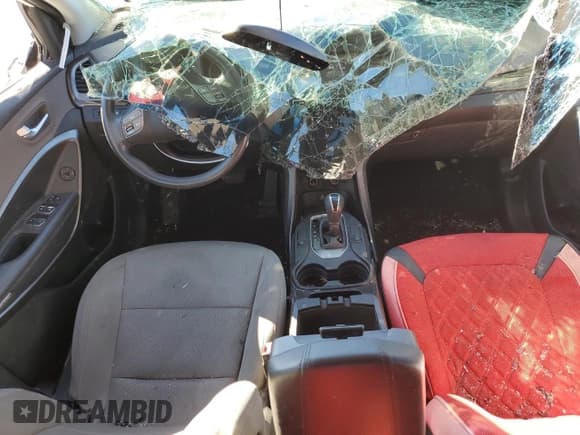 ✅ 2017 Hyundai Santa Fe 2.4L • VIN: 5NMZUDLB6HH019194 • Lot: 86827415. Listed on Copart with 93,700 mi. Free auction sales archive from the USA and detailed vehicle history report at DreamBid. Image 8.