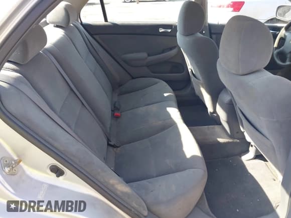 ✅ 2007 Honda Accord VP • VIN: 1HGCM55167A077512 • Lot: 42025840. Wystawiony na IAAI z przebiegiem 233 397 mil. Bezpłatny archiwum sprzedaży aukcyjnych z USA i szczegółowy raport historii pojazdu na DreamBid. Zdjęcie 8.