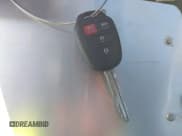 ✅ 2014 Toyota Corolla L • VIN: 5YFBURHE5EP105518 • Lot: 43161566. Wystawiony na IAAI z przebiegiem 160 661 mil. Bezpłatny archiwum sprzedaży aukcyjnych z USA i szczegółowy raport historii pojazdu na DreamBid. Zdjęcie 11.