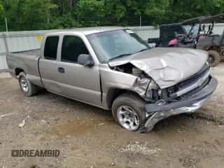 ✅ 2001 Chevrolet Silverado 1500 • VIN: 2GCEC19W211218487 • Lot: 53345414. Wystawiony na Copart z przebiegiem 351 214 mil mil. Skorzystaj z bezpłatnego archiwum sprzedaży aukcyjnych z USA i zobacz szczegółowy raport historii pojazdu na DreamBid. Zdjęcie 4.