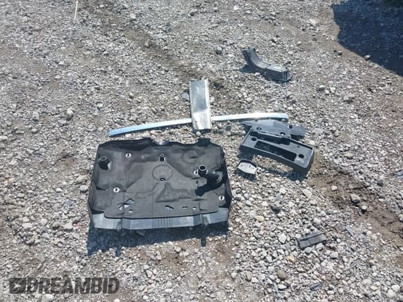 ✅ 2011 Cadillac CTS Luxury • VIN: 1G6DE5EY7B0132614 • Lot: 42646828. Listed on IAAI with 78,864 mi. Free auction sales archive from the USA and detailed vehicle history report at DreamBid. Image 12.