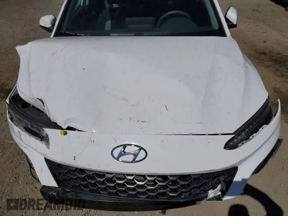 2023 Hyundai Kona SE with VIN KM8K22AB3PU057015, listed as a Copart auction lot 81953795 with 6,186 mi miles and Salvage title. Bid and sale history available at DreamBid. Image 11.