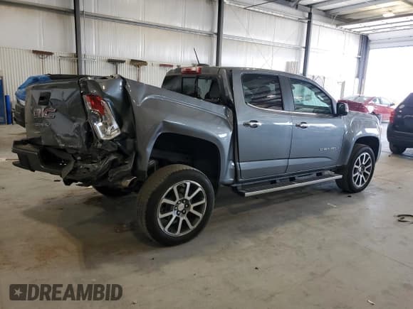 ✅ 2022 GMC Canyon 4WD Denali • VIN: 1GTG6EENXN1226160 • Lot: 70191425. Wystawiony na Copart z przebiegiem 15 286 mil. Bezpłatny archiwum sprzedaży aukcyjnych z USA i szczegółowy raport historii pojazdu na DreamBid. Zdjęcie 3.