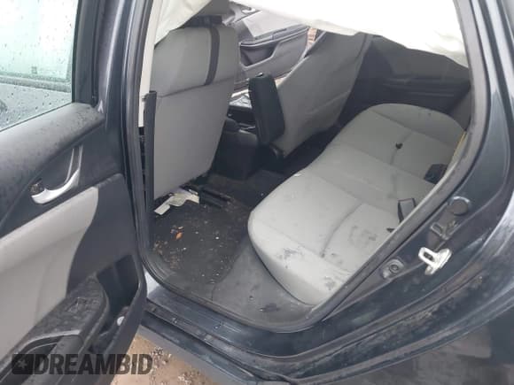 ✅ 2018 Honda Civic EX-T • VIN: 2HGFC1F30JH643486 • Лот: 41111291. Опубликован ранее на IAAI с пробегом 94 000 миль. Бесплатный доступ к архиву аукционных продаж из США и подробный отчёт об истории автомобиля на DreamBid. Изображение 8.