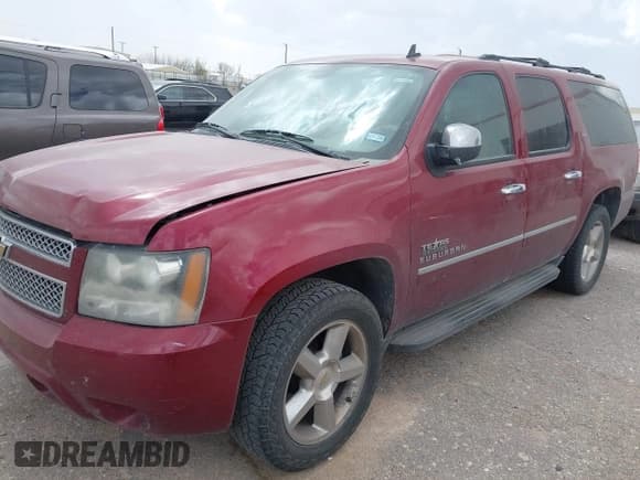 ✅ 2011 Chevrolet Suburban LT • VIN: 1GNSCJE0XBR355603 • Лот: 42555932. Опубликован ранее на IAAI с пробегом 240 213 миль. Бесплатный доступ к архиву аукционных продаж из США и подробный отчёт об истории автомобиля на DreamBid. Изображение 5.