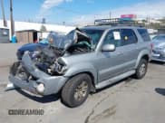 ✅ 2005 Toyota Sequoia SR5 • VIN: 5TDZT34A75S248883 • Lot: 43423090. Listed on IAAI with Not provided. Free auction sales archive from the USA and detailed vehicle history report at DreamBid. Image 2.