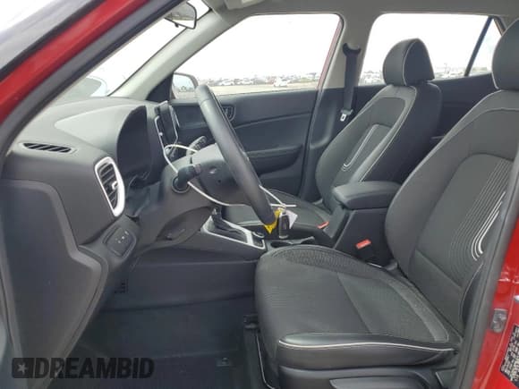 ✅ 2022 Hyundai Venue Limited • VIN: KMHRC8A35NU188368 • Lot: 54401085. Wystawiony na Copart z przebiegiem 4 389 mil. Bezpłatny archiwum sprzedaży aukcyjnych z USA i szczegółowy raport historii pojazdu na DreamBid. Zdjęcie 7.