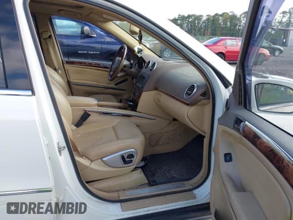 ✅ 2008 Mercedes-Benz GL 320 CDI • VIN: 4JGBF22E78A325743 • Lot: 42994969. Wystawiony na IAAI z przebiegiem 197 602 mil. Bezpłatny archiwum sprzedaży aukcyjnych z USA i szczegółowy raport historii pojazdu na DreamBid. Zdjęcie 5.