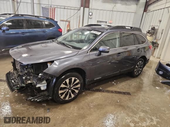 ✅ 2015 Subaru Outback Limited • VIN: 4S4BSBNC2F3352632 • Lot: 93016365. Listed on Copart with 194,812 mi. Free auction sales archive from the USA and detailed vehicle history report at DreamBid. Image 1.