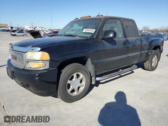 ✅ 2004 GMC Sierra Denali • VIN: 2GTFK69U041236204 • Lot: 42442445. Listed on Copart with 207,657 mi. Free auction sales archive from the USA and detailed vehicle history report at DreamBid. Image 1.