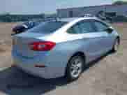 2017 Chevrolet Cruze LS с VIN 1G1BB5SMXH7152198, выставлен на аукционе IAAI как лот 42791375 с пробегом 47 666 миль миль и . История ставок и продаж доступна на DreamBid. Изображение 4.