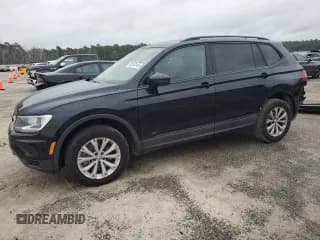 ✅ 2020 Volkswagen Tiguan S • VIN: 3VV1B7AX1LM080396 • Lot: 81810145. Listed on Copart with 116,871 mi. Free auction sales archive from the USA and detailed vehicle history report at DreamBid. Image 1.