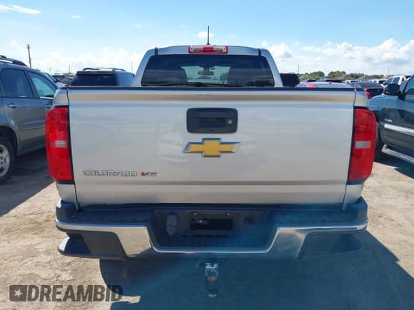 ✅ 2017 Chevrolet Colorado 2WD WT • VIN: 1GCGSBEN6H1245853 • Лот: 43283789. Опубликован ранее на IAAI с пробегом 55 528 миль. Бесплатный доступ к архиву аукционных продаж из США и подробный отчёт об истории автомобиля на DreamBid. Изображение 16.