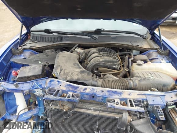 ✅ 2019 Dodge Charger SXT • VIN: 2C3CDXBG0KH745175 • Lot: 43277939. Listed on IAAI with 38,707 mi. Free auction sales archive from the USA and detailed vehicle history report at DreamBid. Image 10.