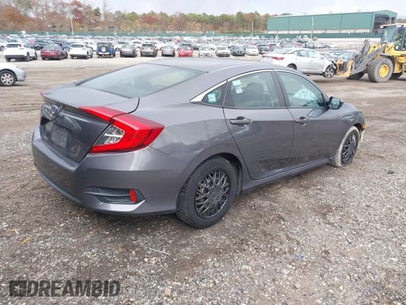 ✅ 2016 Honda Civic LX • VIN: 2HGFC2F51GH528296 • Лот: 43638696. Опубликован ранее на IAAI с пробегом 220 277 миль. Бесплатный доступ к архиву аукционных продаж из США и подробный отчёт об истории автомобиля на DreamBid. Изображение 4.