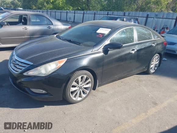 2011 Hyundai Sonata SE с VIN 5NPEC4AB8BH206824, выставлен на аукционе IAAI как лот 42933895 с пробегом 152 012 миль миль и . История ставок и продаж доступна на DreamBid. Изображение 2.