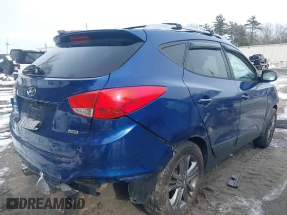 2014 Hyundai Tucson Limited with VIN KM8JUCAG1EU923895, listed as a IAAI auction lot 43296605 with 259,486 mi miles and . Bid and sale history available at DreamBid. Image 4.