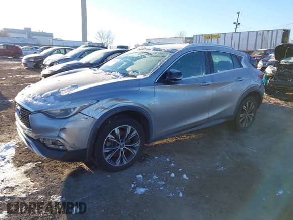 ✅ 2018 Infiniti QX30 Premium • VIN: SJKCH5CR1JA048452 • Лот: 41366688. Опубликован ранее на IAAI с пробегом 109 456 миль. Бесплатный доступ к архиву аукционных продаж из США и подробный отчёт об истории автомобиля на DreamBid. Изображение 2.
