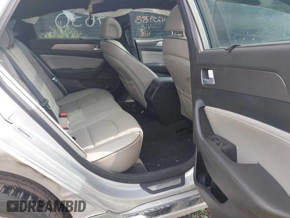 ✅ 2015 Hyundai Sonata Limited • VIN: 5NPE34ABXFH204630 • Лот: 42597813. Опубликован ранее на IAAI с пробегом 112 678 миль. Бесплатный доступ к архиву аукционных продаж из США и подробный отчёт об истории автомобиля на DreamBid. Изображение 8.