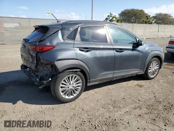 2019 Hyundai Kona SEL z VIN KM8K22AA4KU389755, wystawiony jako Copart lot #41191713 z przebiegiem 32 030 mil mil oraz . Historia ofert i sprzedaży dostępna na DreamBid. Obrazek 3.