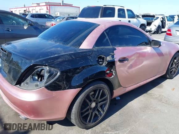 ✅ 2008 Mercedes-Benz SLK 350 • VIN: WDBWK56F78F177603 • Лот: 42899520. Опубликован ранее на IAAI с пробегом 118 777 миль. Бесплатный доступ к архиву аукционных продаж из США и подробный отчёт об истории автомобиля на DreamBid. Изображение 6.