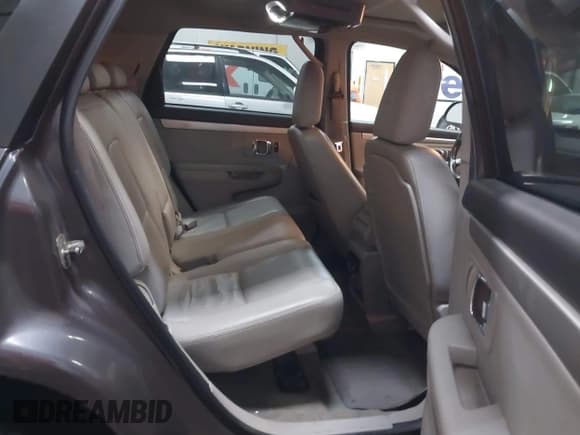 ✅ 2008 Suzuki XL7 Limited • VIN: 2S3DA917186113037 • Lot: 41759018. Wystawiony na IAAI z przebiegiem 134 921 mil. Bezpłatny archiwum sprzedaży aukcyjnych z USA i szczegółowy raport historii pojazdu na DreamBid. Zdjęcie 8.