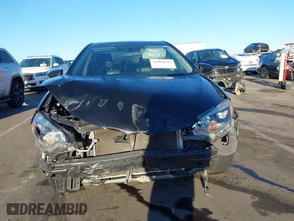 ✅ 2015 Toyota Corolla LE • VIN: 2T1BURHE1FC432404 • Lot: 43450629. Listed on IAAI with 94,390 mi. Free auction sales archive from the USA and detailed vehicle history report at DreamBid. Image 13.