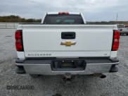 ✅ 2015 Chevrolet Silverado 2500HD LT • VIN: 1GC1CVEG8FF573202 • Lot: 78818274. Wystawiony na Copart z przebiegiem 68 694 mil. Bezpłatny archiwum sprzedaży aukcyjnych z USA i szczegółowy raport historii pojazdu na DreamBid. Zdjęcie 6.
