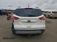 ✅ 2016 Ford Escape SE • VIN: 1FMCU9GX1GUA25156 • Lot: 93859015. Wystawiony na Copart z przebiegiem 119 857 mil. Bezpłatny archiwum sprzedaży aukcyjnych z USA i szczegółowy raport historii pojazdu na DreamBid. Zdjęcie 6.