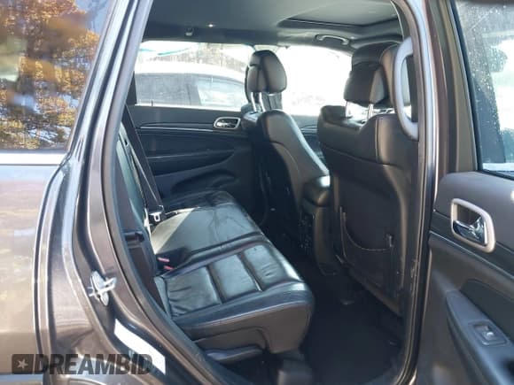 ✅ 2020 Jeep Grand Cherokee Limited • VIN: 1C4RJFBG1LC193568 • Lot: 43515143. Wystawiony na IAAI z przebiegiem 126 057 mil. Bezpłatny archiwum sprzedaży aukcyjnych z USA i szczegółowy raport historii pojazdu na DreamBid. Zdjęcie 8.