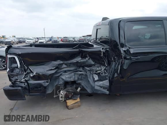 ✅ 2023 Ram 1500 Big Horn • VIN: 1C6SRFFT0PN548524 • Lot: 42120703. Listed on IAAI with 25,982 mi. Free auction sales archive from the USA and detailed vehicle history report at DreamBid. Image 6.