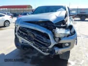 ✅ 2019 Toyota Tacoma SR5 • VIN: 5TFAZ5CN8KX077501 • Lot: 43590703. Listed on IAAI with 50,518 mi. Free auction sales archive from the USA and detailed vehicle history report at DreamBid. Image 6.