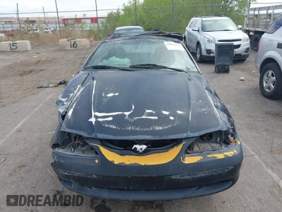 ✅ 1994 Ford Mustang • VIN: 1FALP45TXRF166075 • Lot: 42072112. Listed on IAAI with 101,500 mi. Free auction sales archive from the USA and detailed vehicle history report at DreamBid. Image 12.