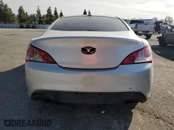 ✅ 2012 Hyundai Genesis Coupe 2.0T • VIN: KMHHT6KD5CU071913 • Lot: 52349465. Wystawiony na Copart z przebiegiem 159 432 mil. Bezpłatny archiwum sprzedaży aukcyjnych z USA i szczegółowy raport historii pojazdu na DreamBid. Zdjęcie 6.