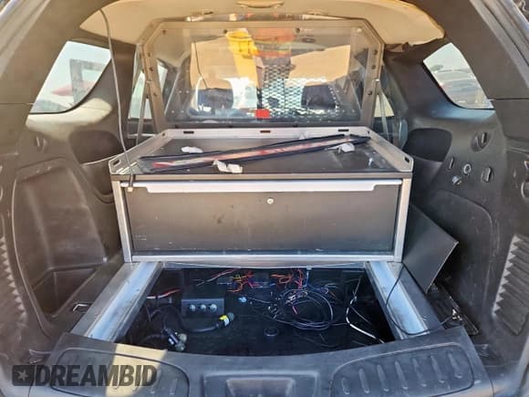 ✅ 2019 Dodge Durango Special Service • VIN: 1C4SDJFT5KC631882 • Lot: 84031635. Wystawiony na Copart z przebiegiem 97 987 mil. Bezpłatny archiwum sprzedaży aukcyjnych z USA i szczegółowy raport historii pojazdu na DreamBid. Zdjęcie 10.