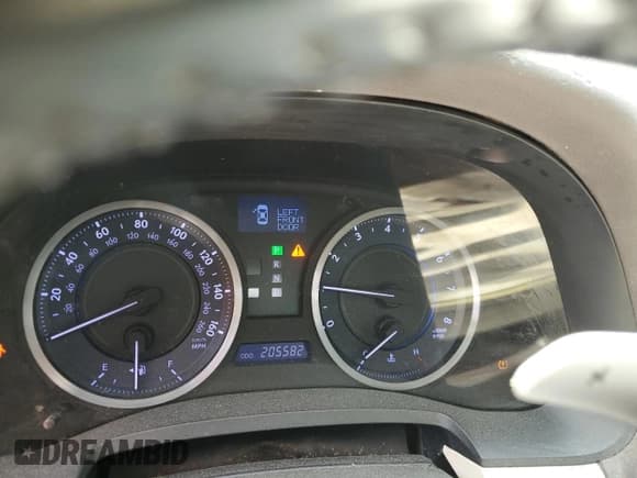 ✅ 2012 Lexus IS 350 • VIN: JTHBE5C29C5029121 • Lot: 51703925. Wystawiony na Copart z przebiegiem 205 582 mil. Bezpłatny archiwum sprzedaży aukcyjnych z USA i szczegółowy raport historii pojazdu na DreamBid. Zdjęcie 9.