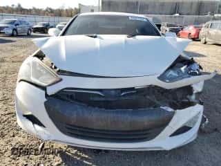 2015 Hyundai Genesis Coupe R-Spec с VIN KMHHU6KJ0FU124721, выставлен на аукционе Copart как лот 80507174 с пробегом 124 082 миль миль и Списание • Salvage title. История ставок и продаж доступна на DreamBid. Изображение 5.