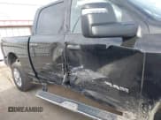 ✅ 2024 Ram 2500 Big Horn • VIN: 3C6UR5DJ5RG275886 • Lot: 43544114. Wystawiony na IAAI z przebiegiem 47 263 mil. Bezpłatny archiwum sprzedaży aukcyjnych z USA i szczegółowy raport historii pojazdu na DreamBid. Zdjęcie 6.