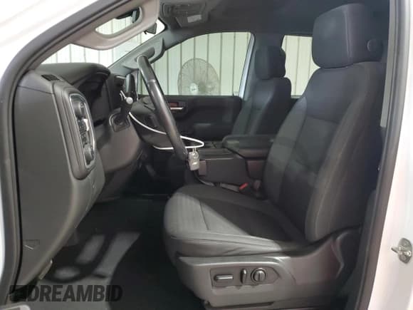 ✅ 2021 Chevrolet Silverado 1500 RST • VIN: 3GCUYEET2MG225371 • Lot: 71009395. Wystawiony na Copart z przebiegiem 114 104 mil. Bezpłatny archiwum sprzedaży aukcyjnych z USA i szczegółowy raport historii pojazdu na DreamBid. Zdjęcie 7.