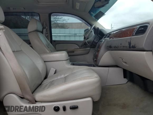 ✅ 2007 Chevrolet Silverado 2500HD LTZ • VIN: 1GCHK23697F513151 • Лот: 52594605. Опубликован ранее на Copart с пробегом 202 257 миль. Бесплатный доступ к архиву аукционных продаж из США и подробный отчёт об истории автомобиля на DreamBid. Изображение 7.