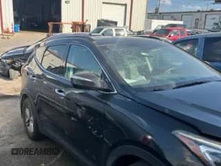 ✅ 2018 Hyundai Santa Fe 2.4L • VIN: 5XYZU3LB4JG535984 • Лот: 89492105. Опубликован ранее на Copart с пробегом 70 985 миль. Бесплатный доступ к архиву аукционных продаж из США и подробный отчёт об истории автомобиля на DreamBid. Изображение 2.